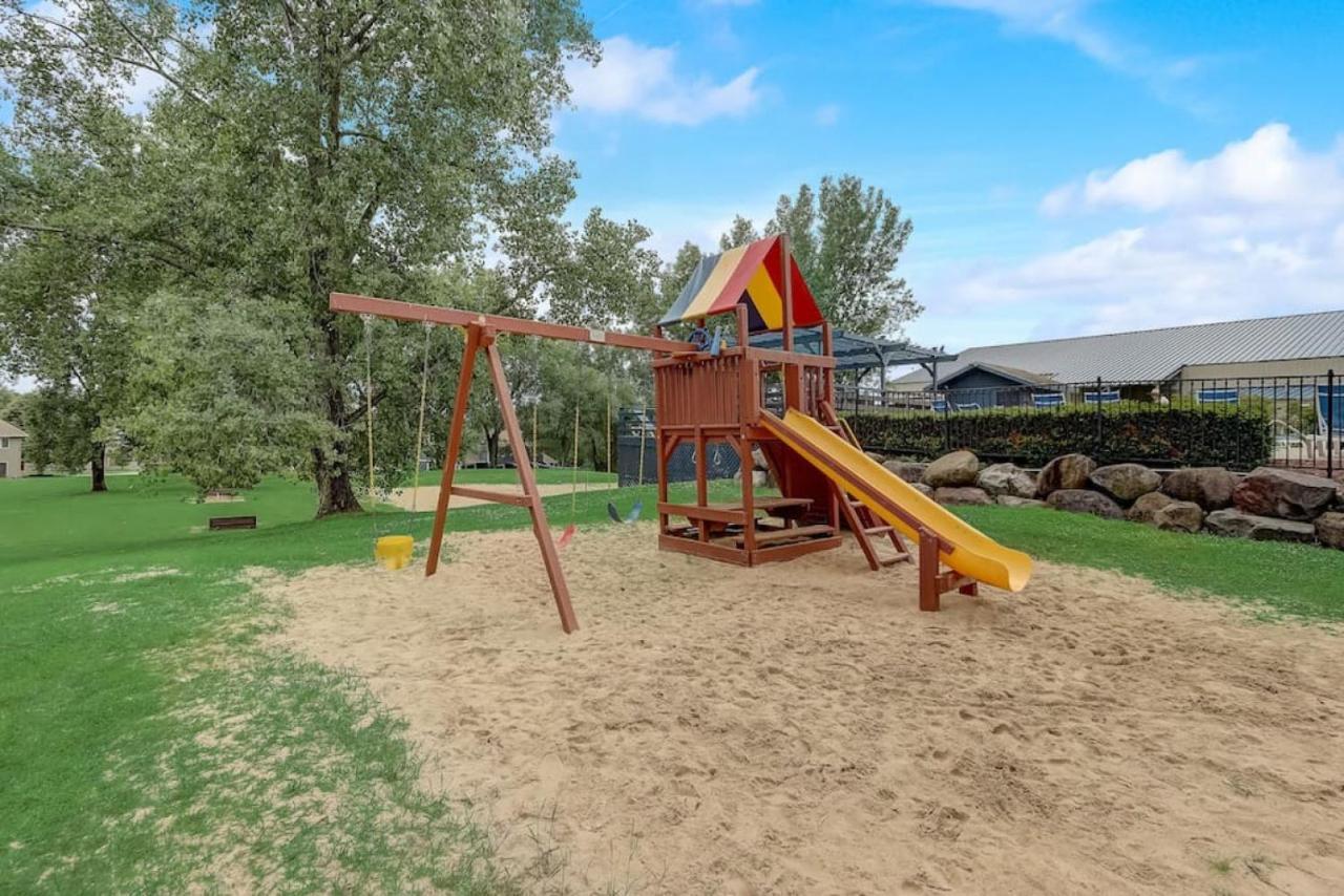 Grace Jo Vacation Home At Tamarack Highland 5 ウィスコンシン デルズ エクステリア 写真